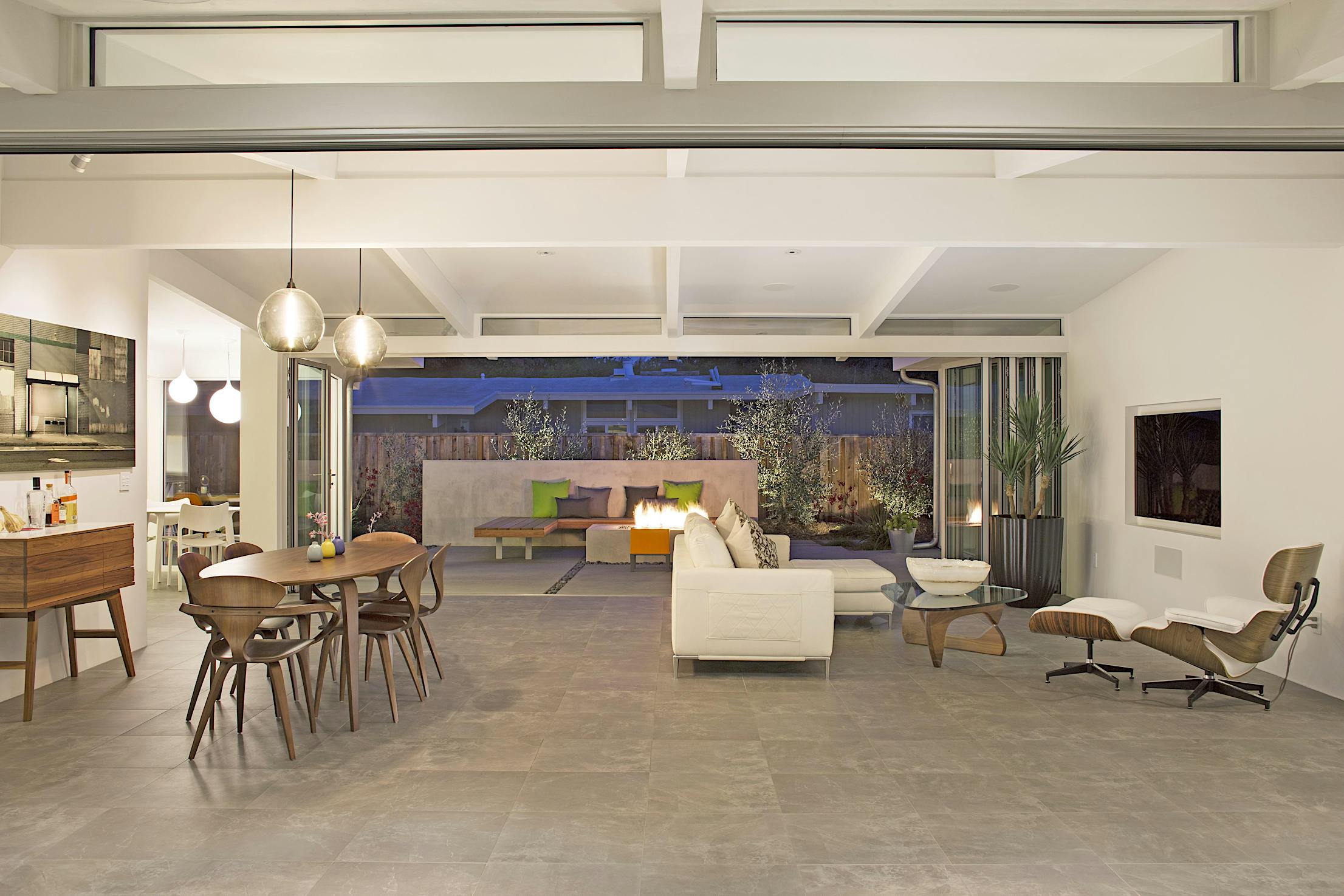 how to live in small space