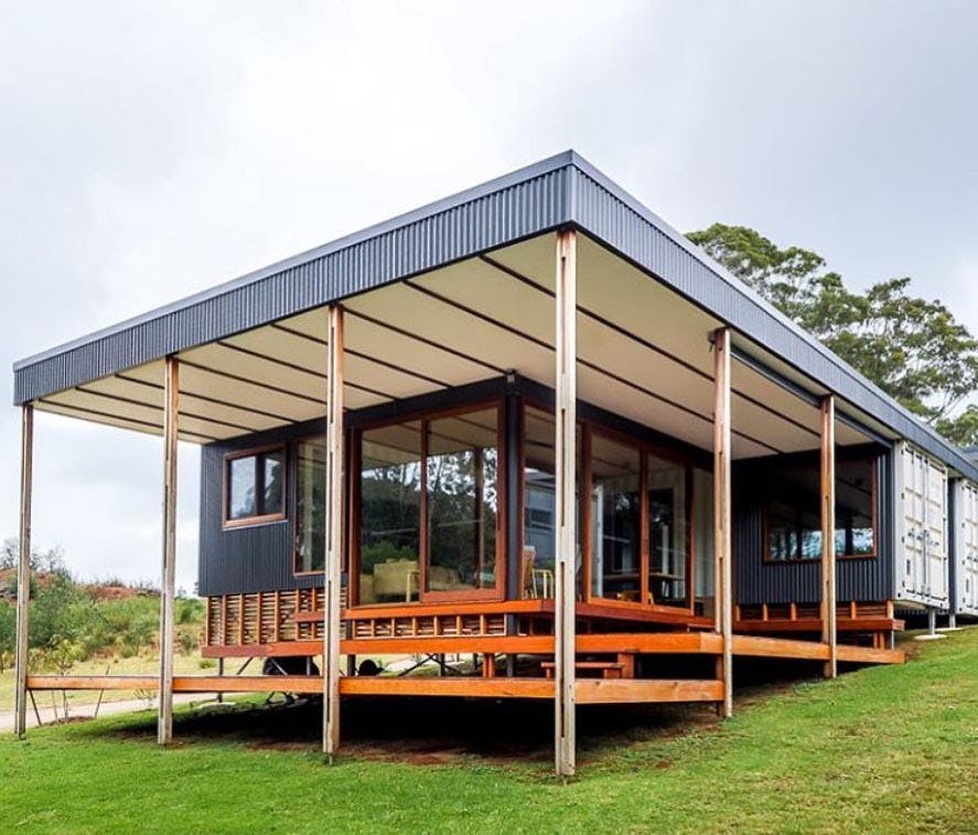 Tiny home in New South Wales with glass walls