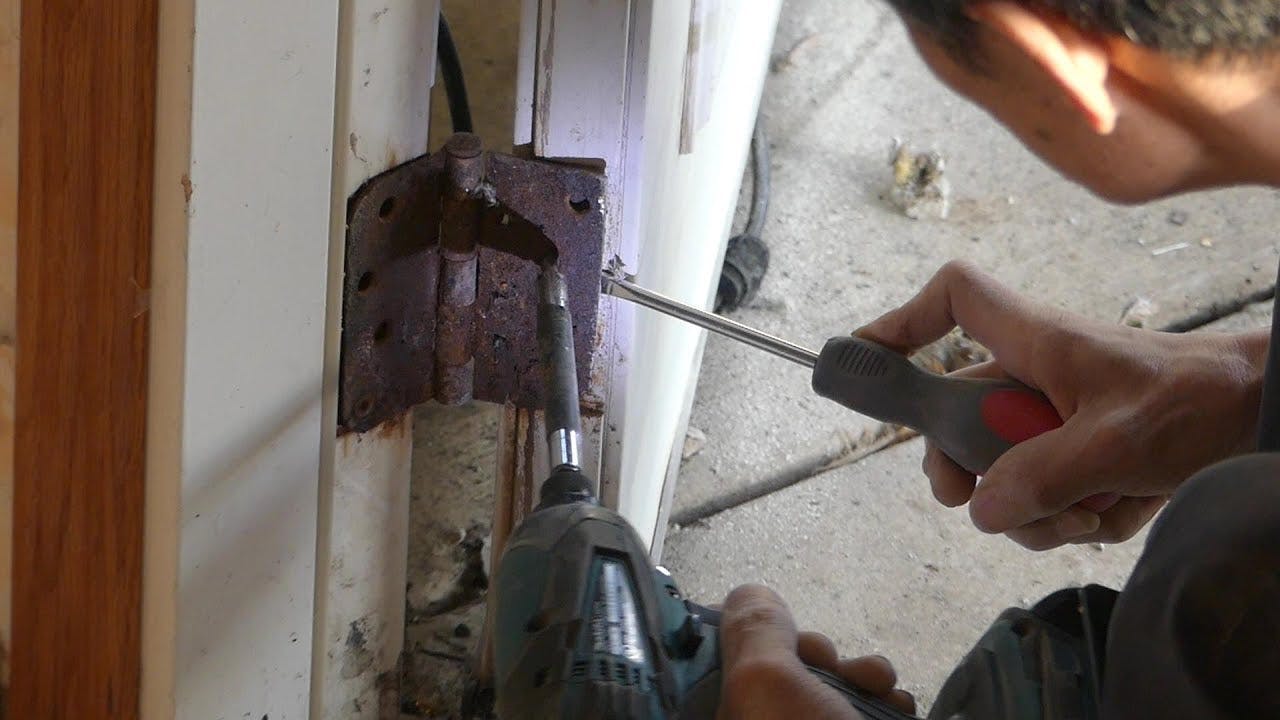 repairing-french-door