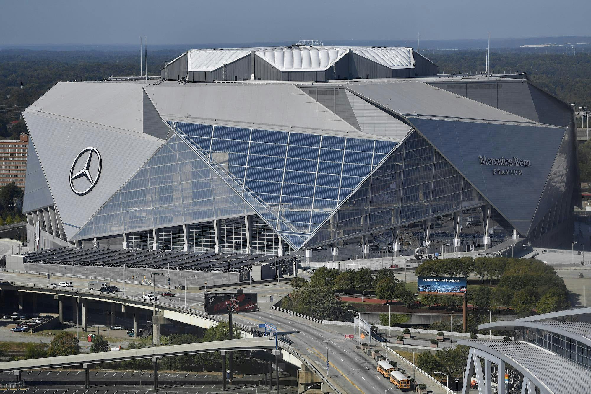 Super Bowl Exclusive: 5 Cool Design Features of Mercedes-Benz Stadium -  Interior Design