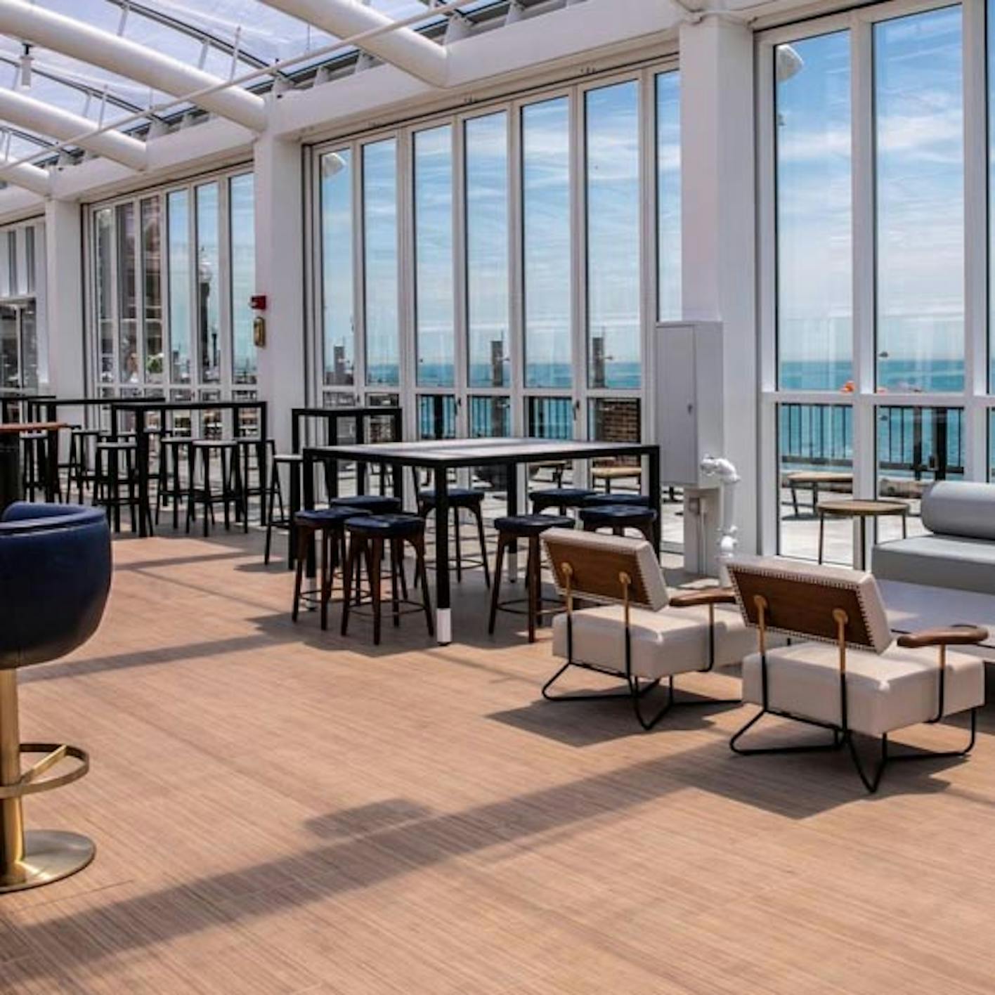 Offshore on Chicago’s Navy Pier is the world’s largest rooftop bar.