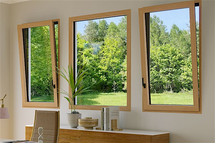 NW TiltTurn 520 Wood Window