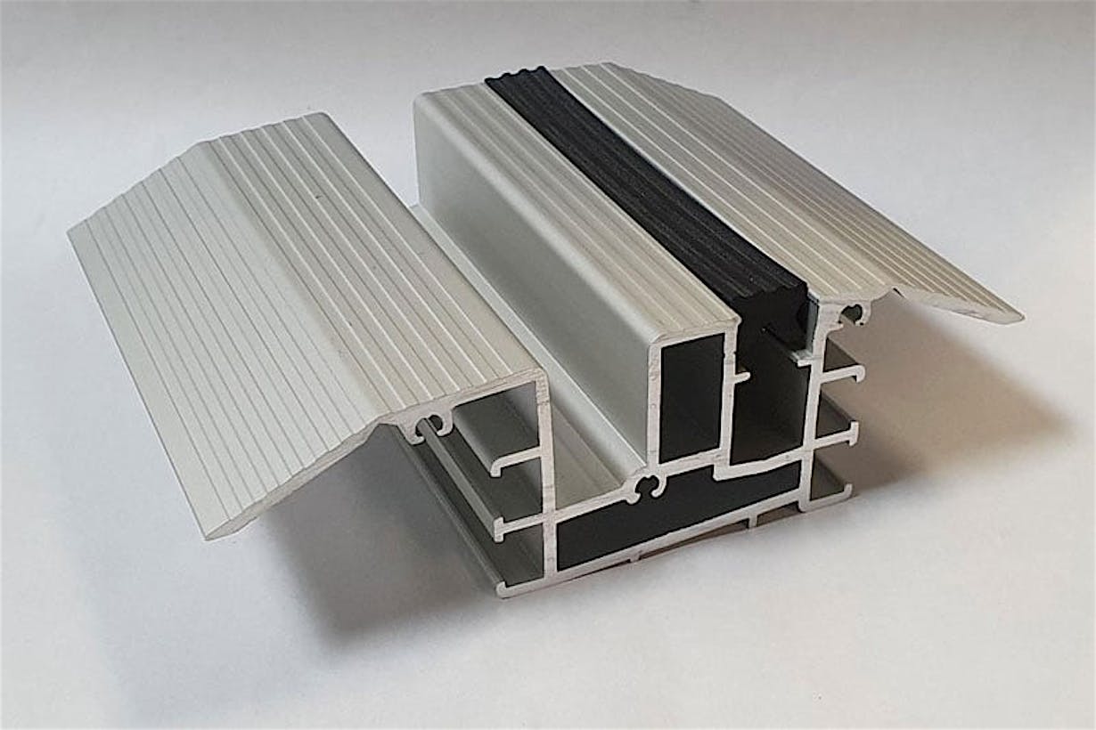 NanaWall Low Profile Saddle Sill with Insert