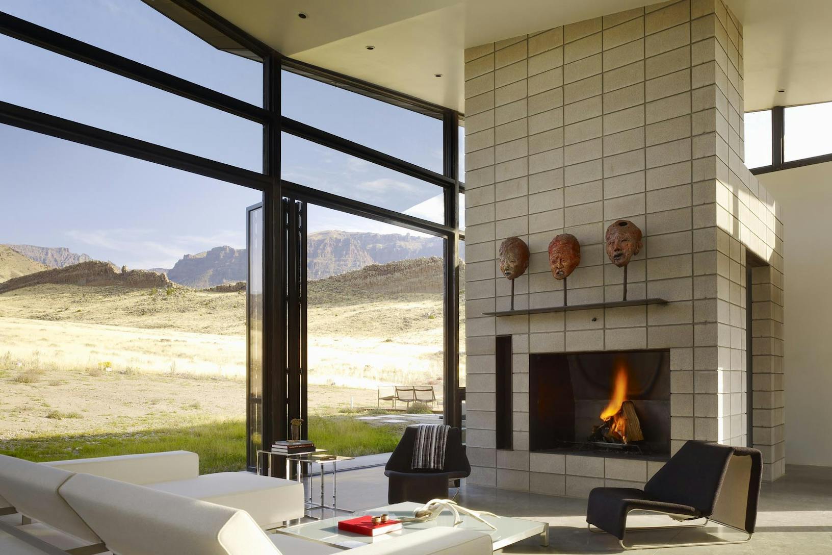 SL70 large house in a mountain valley with a sustainable architectural design at Wapiti Valley