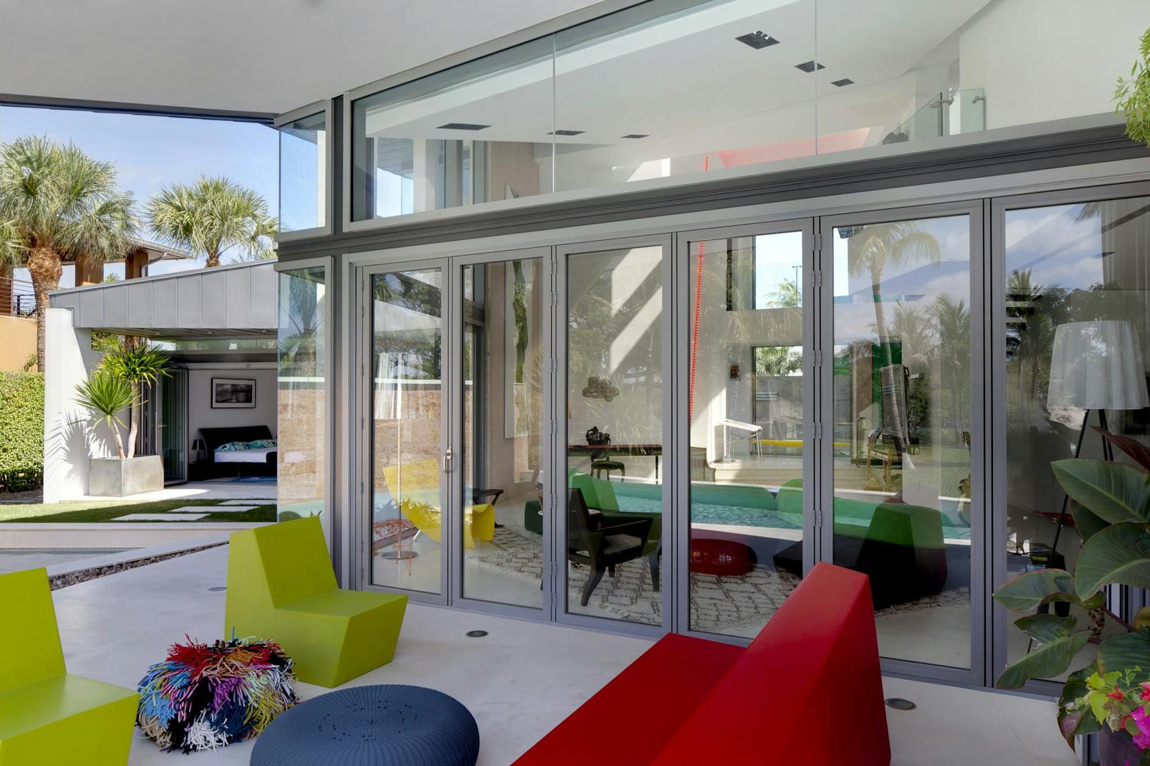 SL73  impact-rated opening glass walls - Opening exterior glass walls