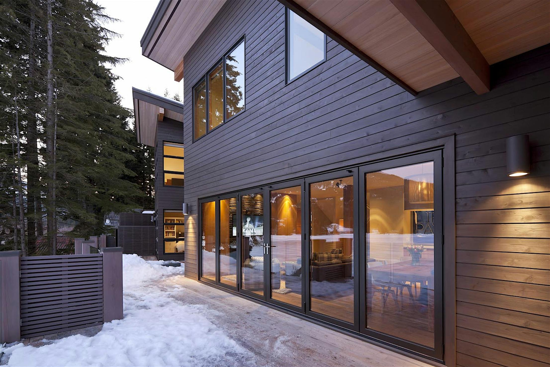 NW Clad 740 Folding patio doors performing on snow - closed exterior