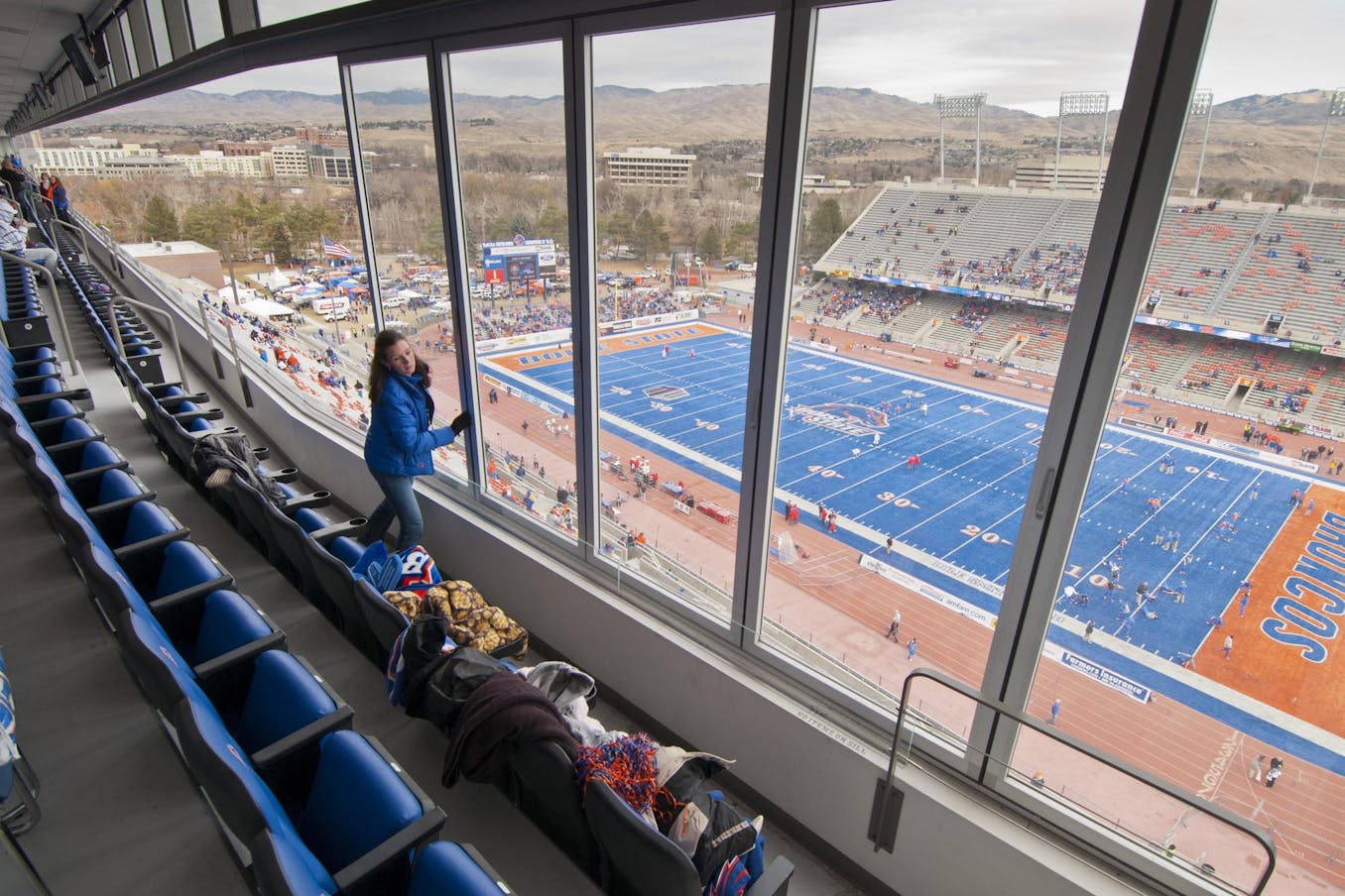 HSW60 sliding glass walls at the Boise State Stadium