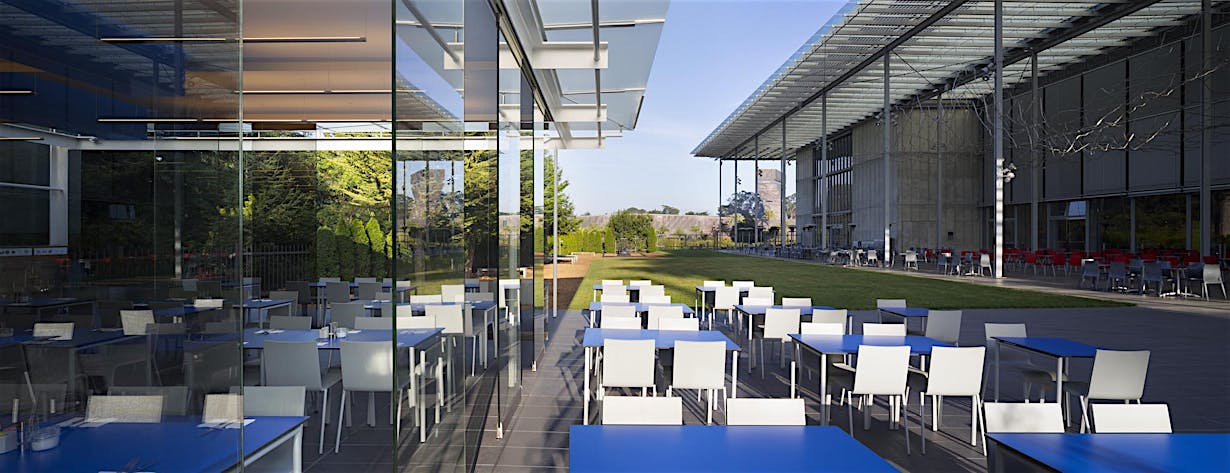 Outdoor Workspaces with Exterior Glass Wall Systems - HSW75 Sliding