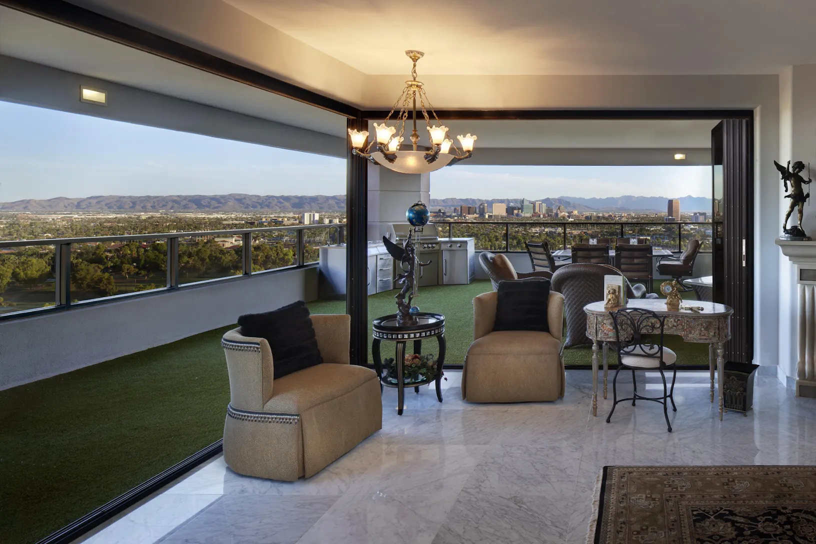 A closer look at Star Luxury Penthouse Rentals Phoenix