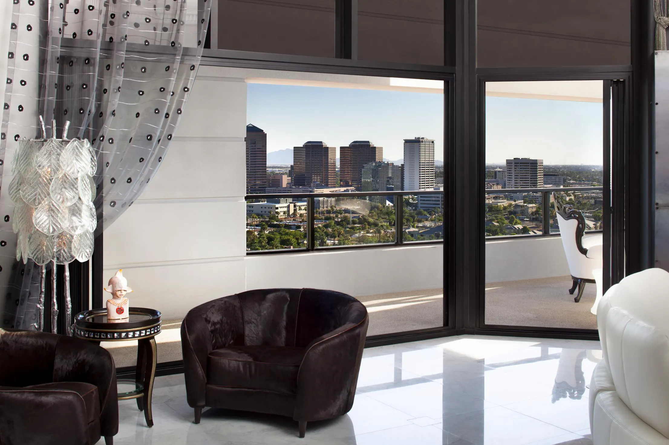 Phoenix Penthouse | NanaWall - Phoenix Luxury Penthouse Condo With Solar Panels