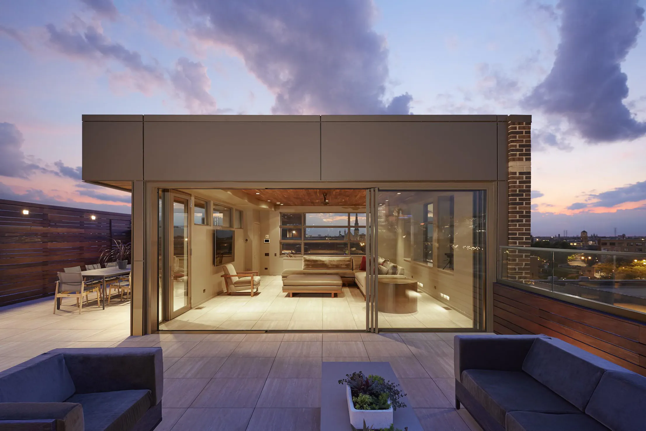 Chicago Penthouse View Home | NanaWall