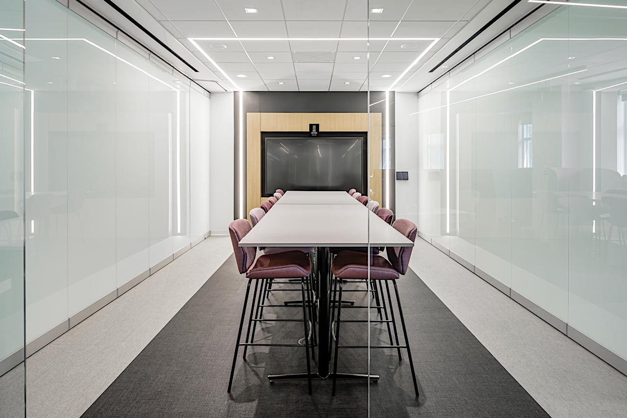 HSW75 Office conference room with white all glass walls