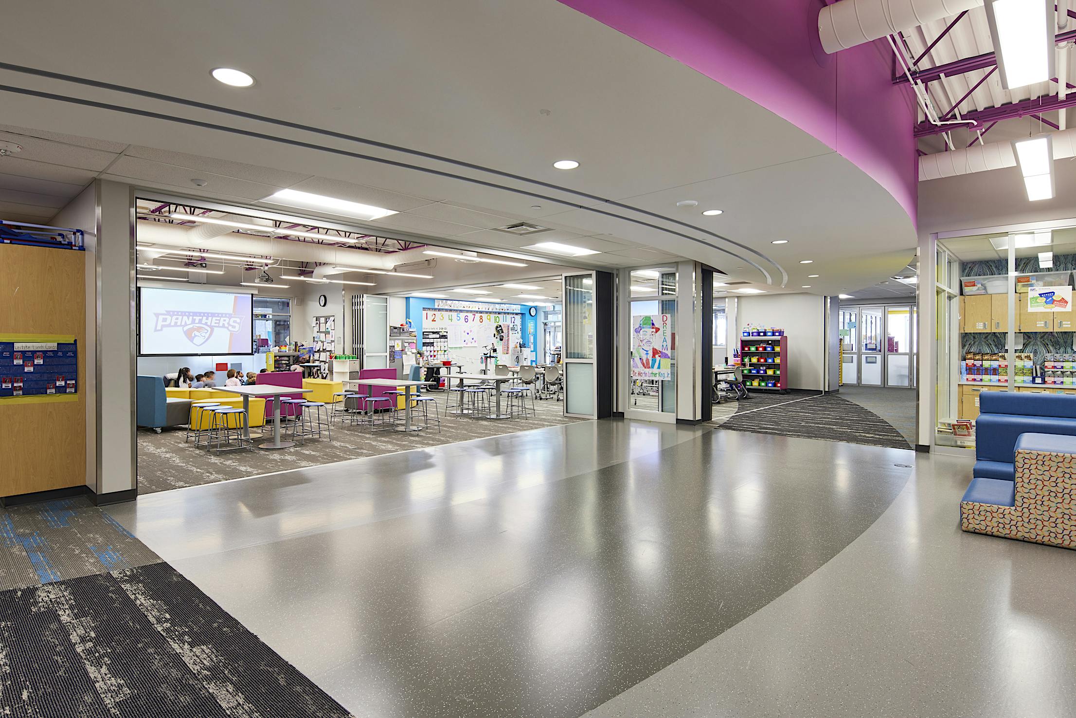 Centerview Elementary Classroom Folding Glass Doors