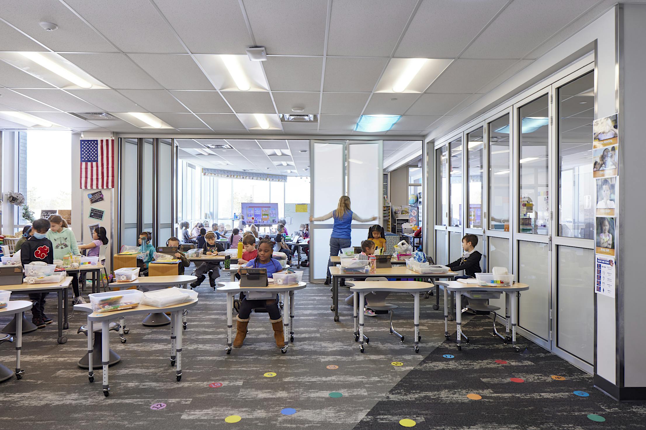 Centerview Elementary Classroom Folding Glass Walls