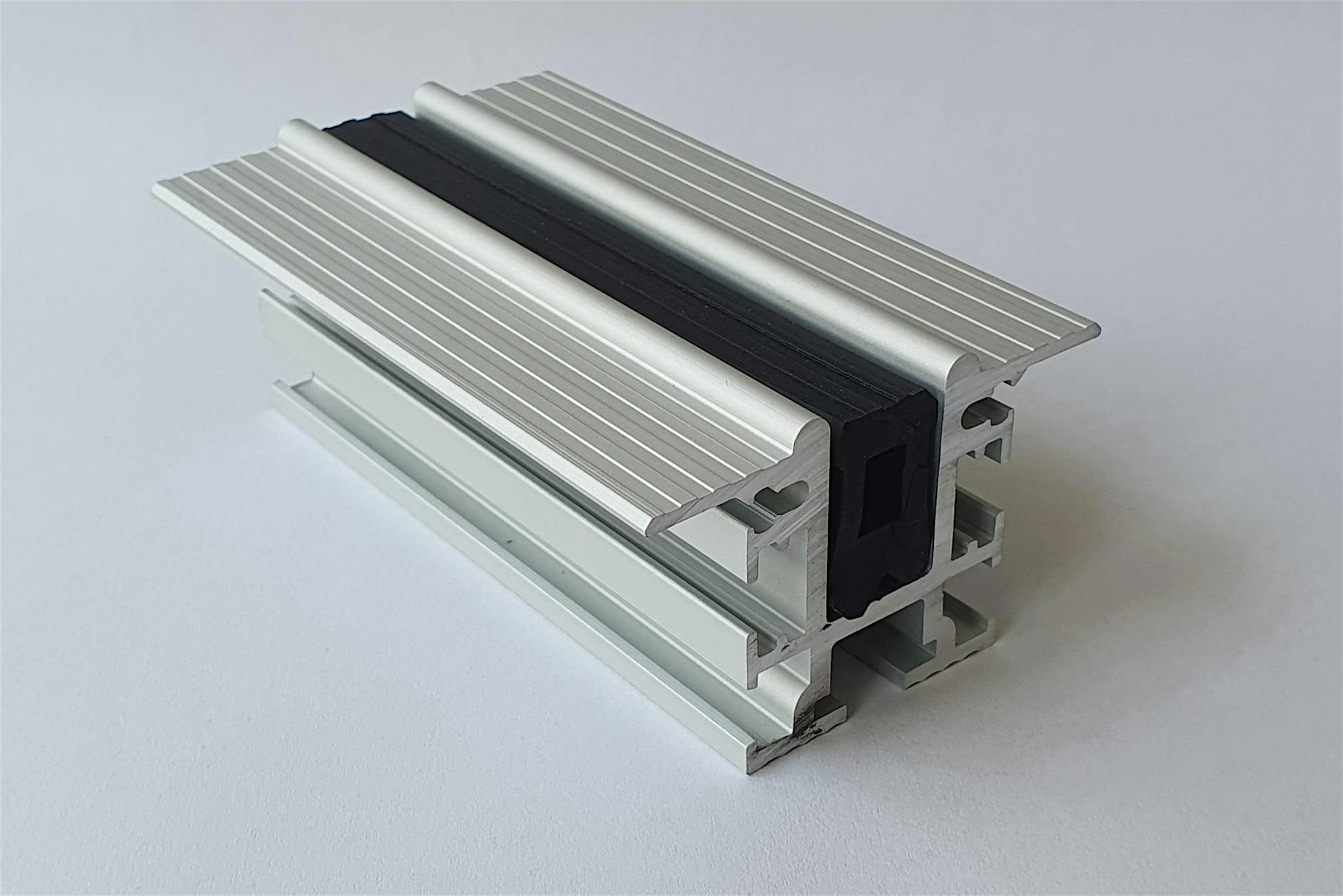 NanaWall Flush Sill At Swing Panel