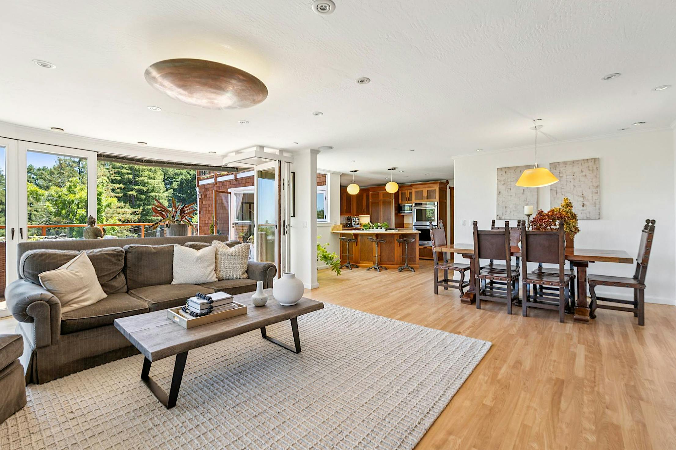 curved home design with sliding glass doors