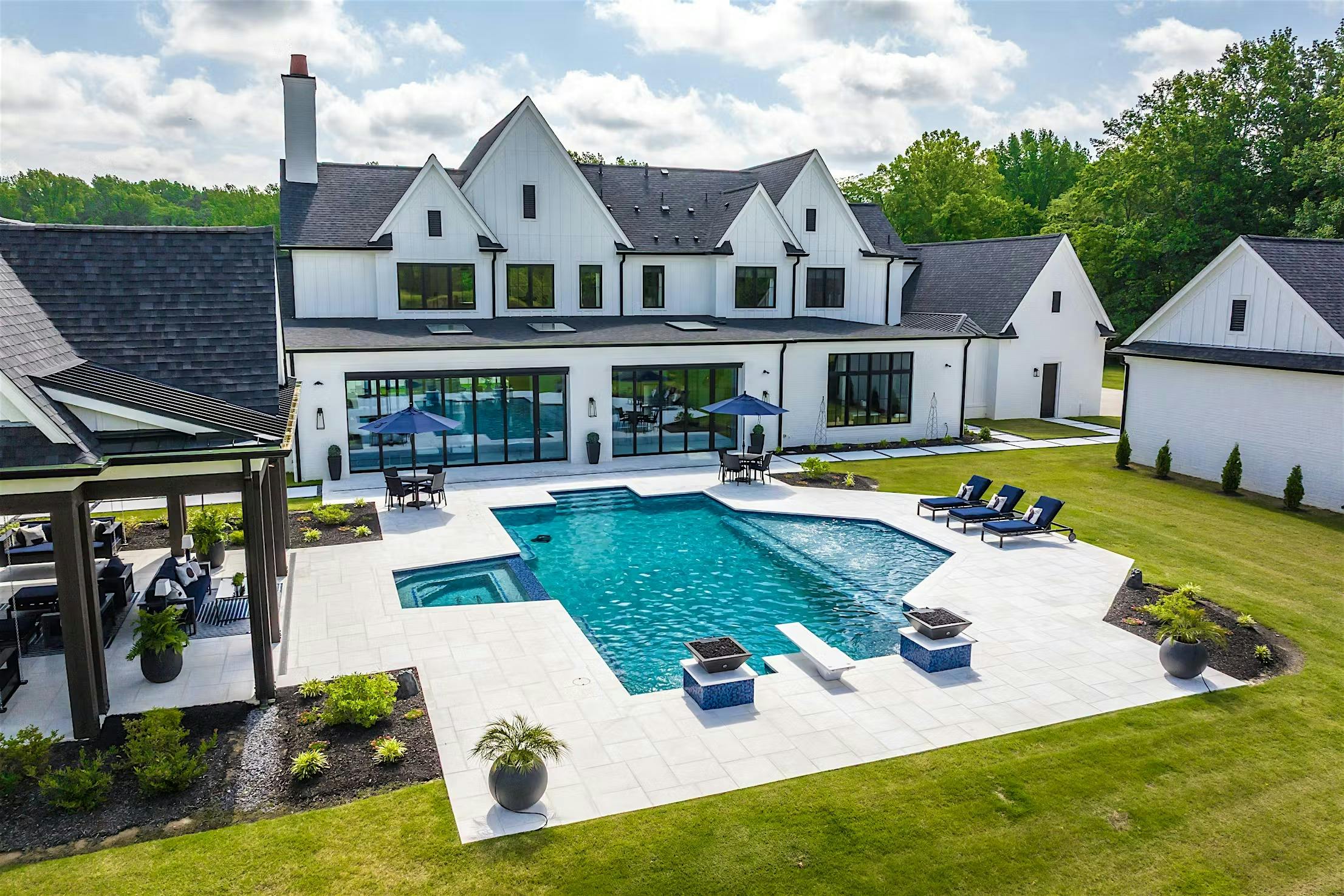 NanaWall opening glass walls