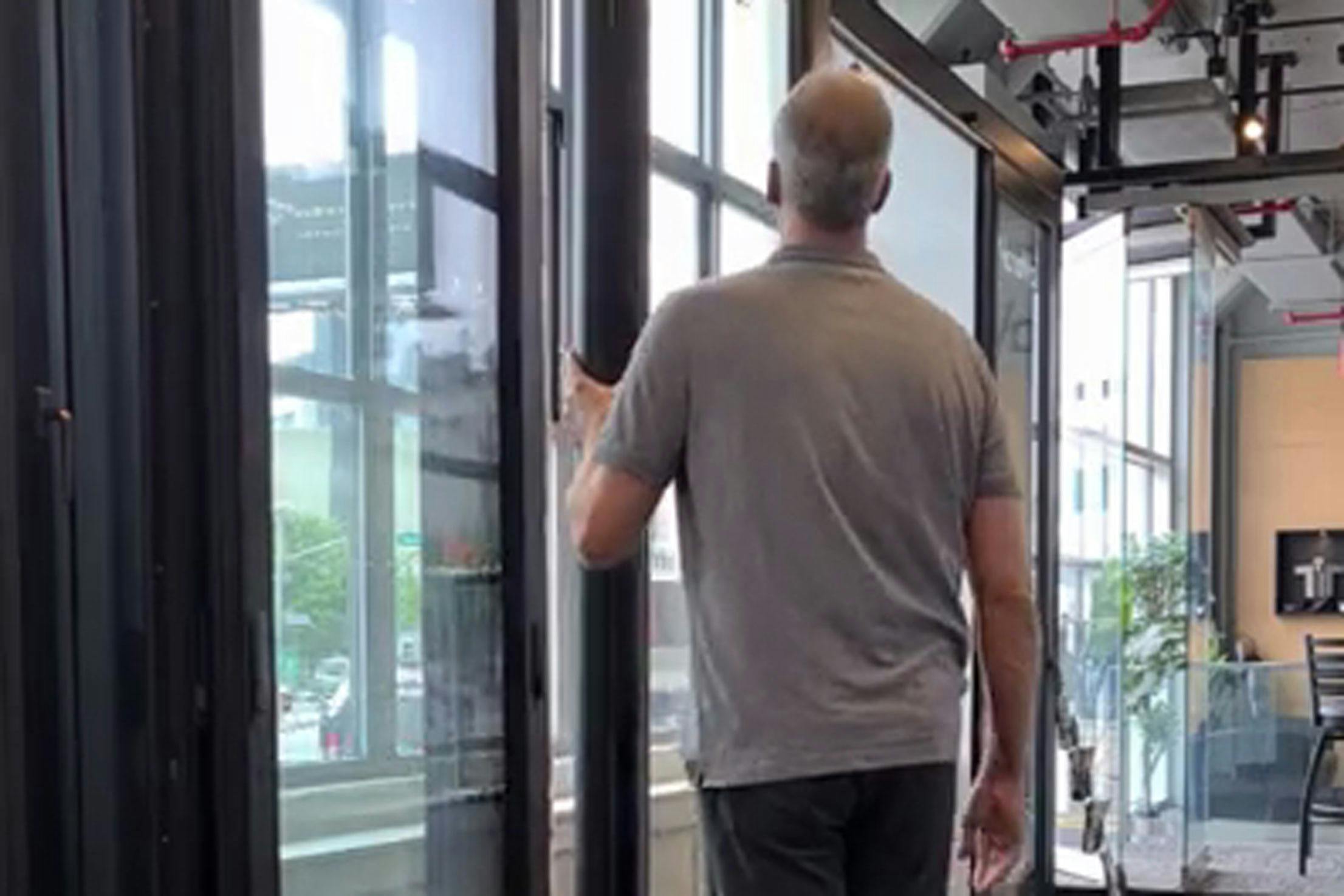 NanaWall HSW60 with ISP Closing | Operational Video