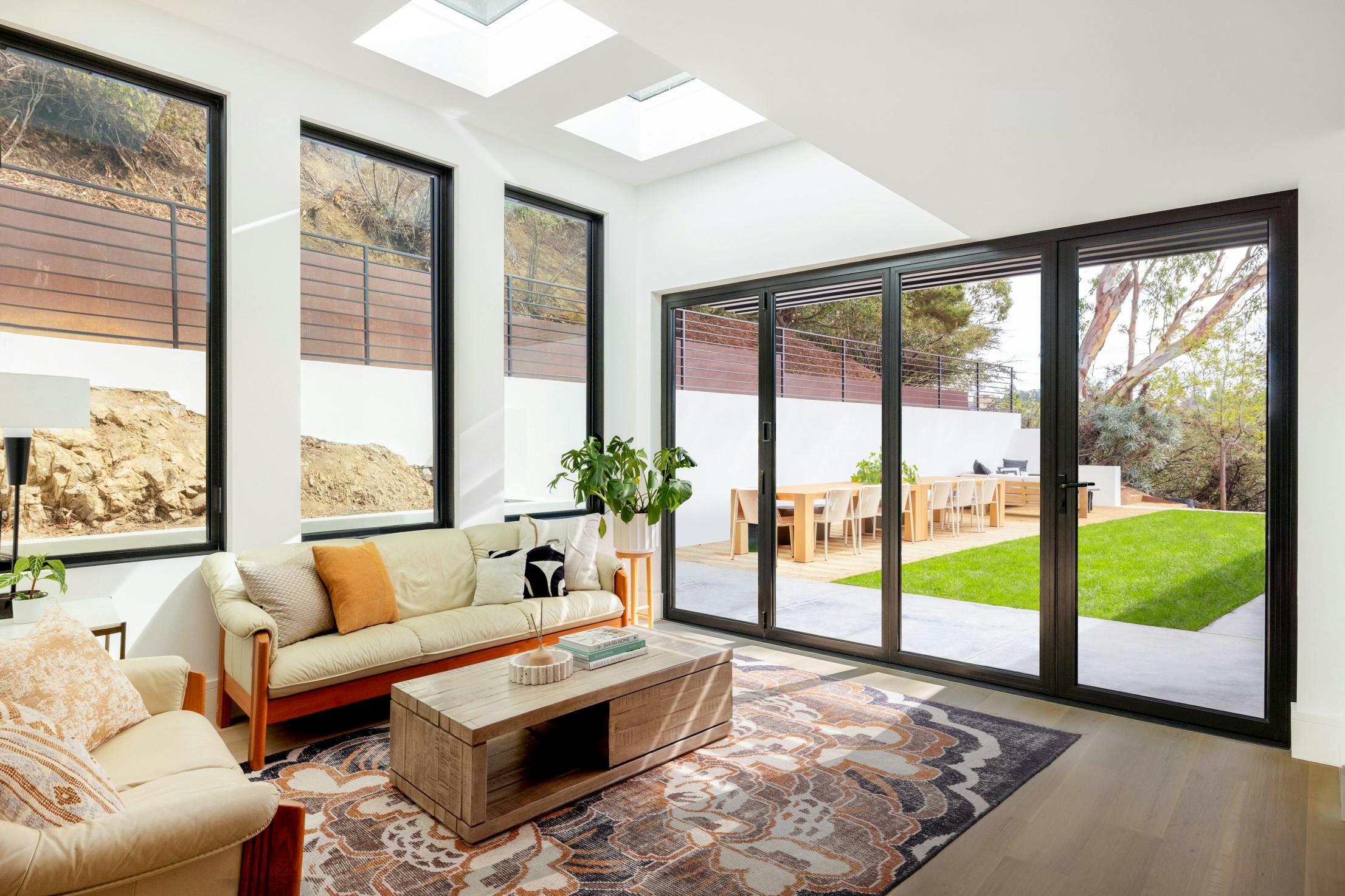 NanaWall retractable glass wall in contemporary home