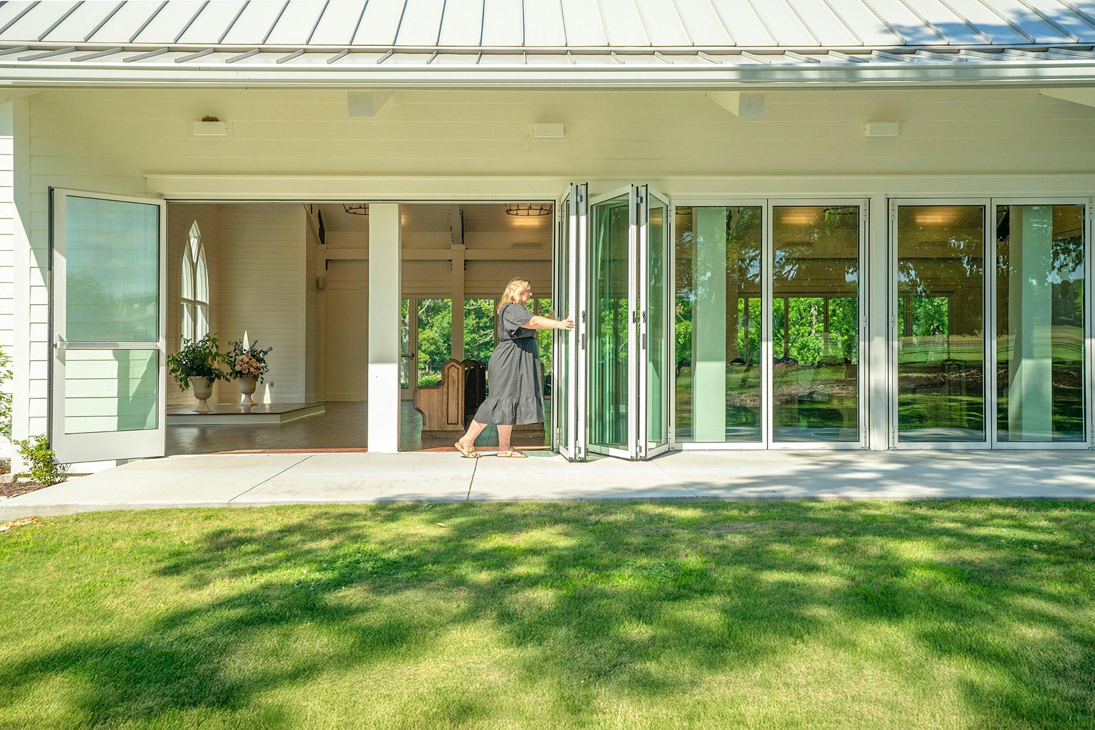 Generation 4 bifolding glass walls